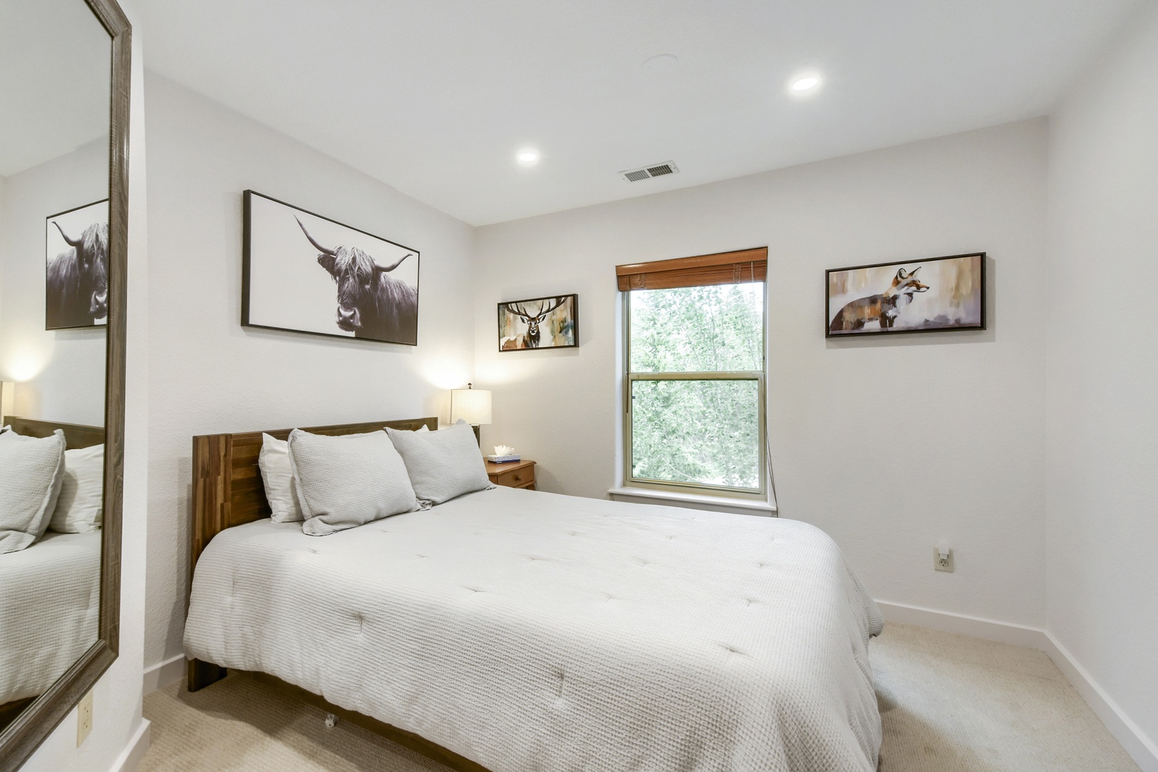 Guest bedroom 1
