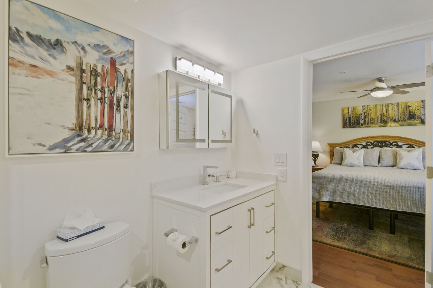 Primary En-suite Bathroom