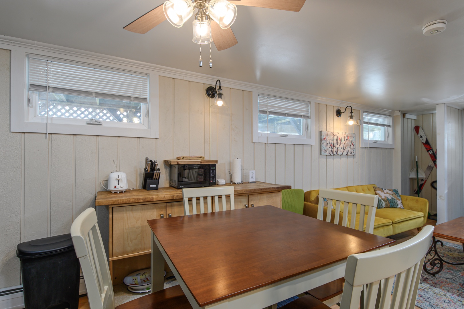 Your mountain hangout: cook in the kitchen, dine with friends, and kick back in the living room—all in one open space.