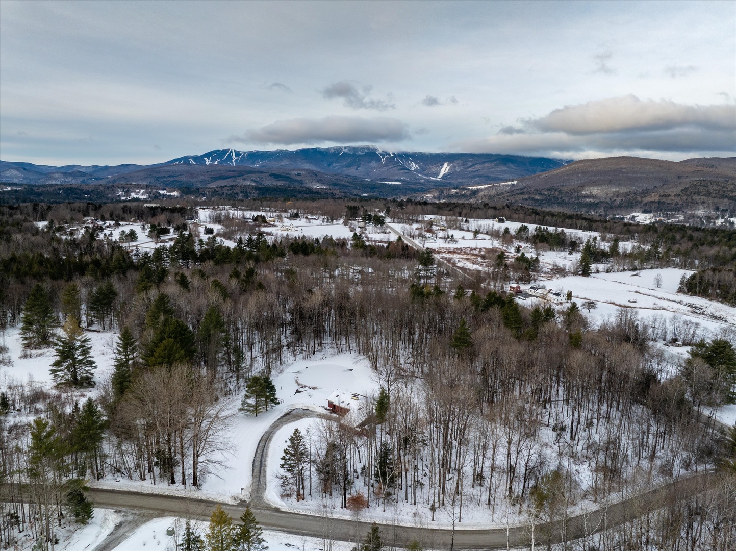 Come Enjoy The Green Mountain Getaway!