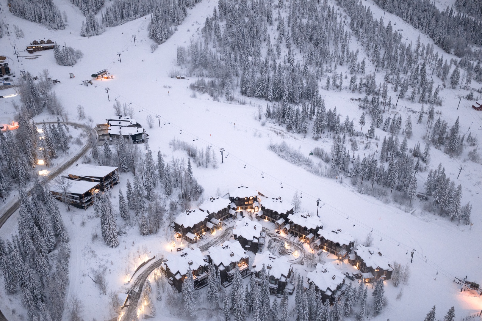 Luxury, comfort & true ski access