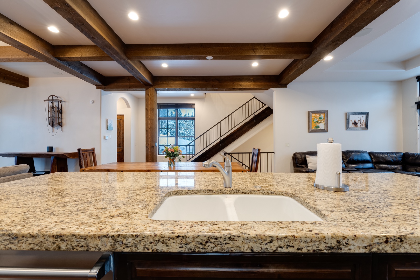 Open dining perfect for groups