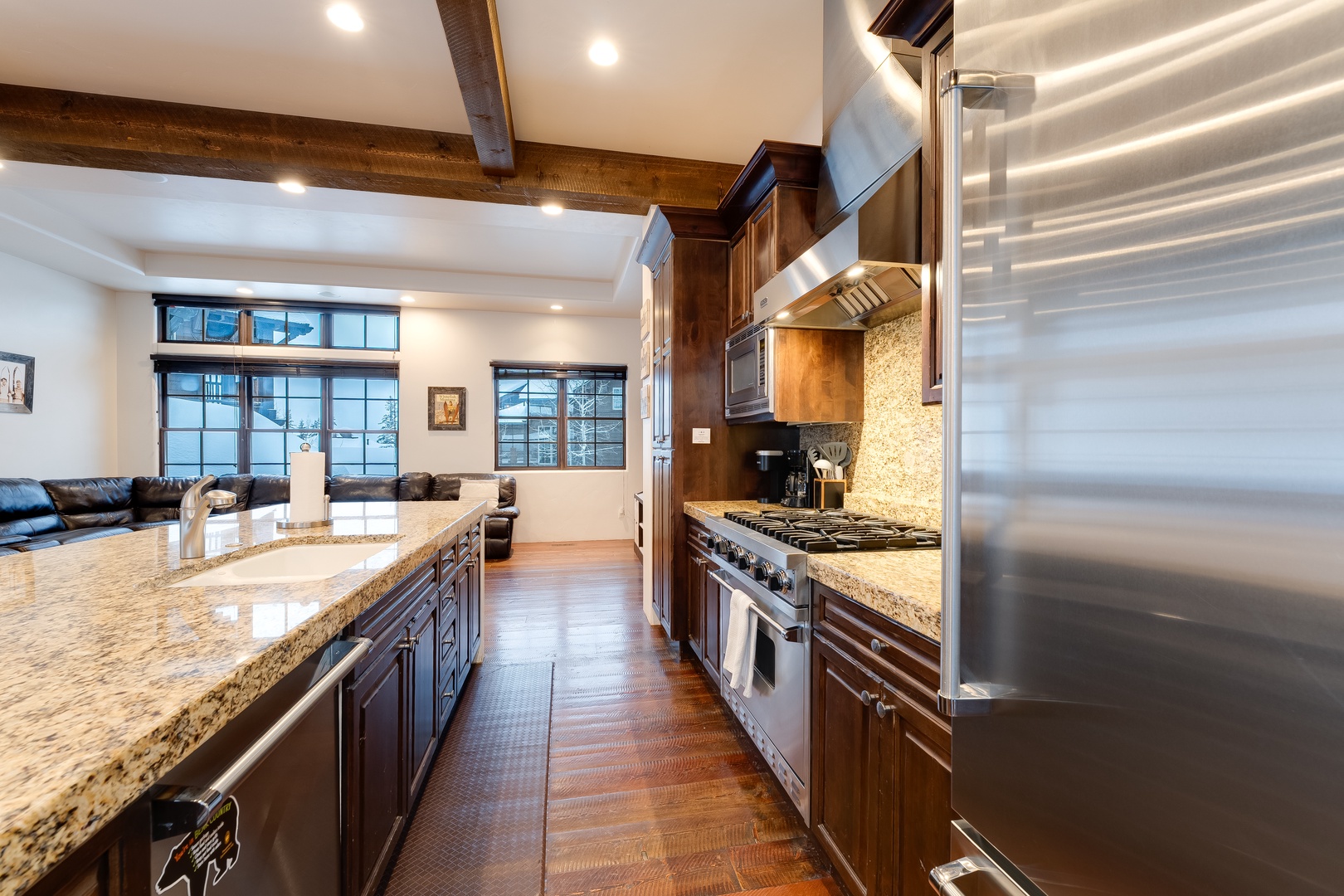 Chef’s kitchen with Viking appliances