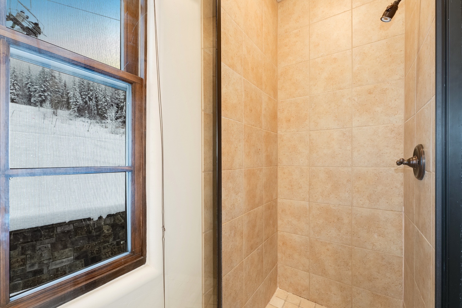 Calm and comfortable guest haven