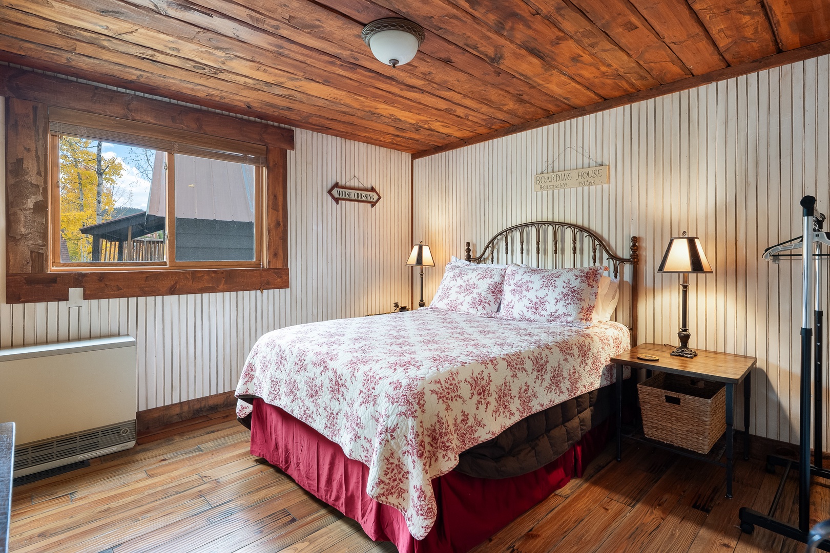 Primary Queen bedroom