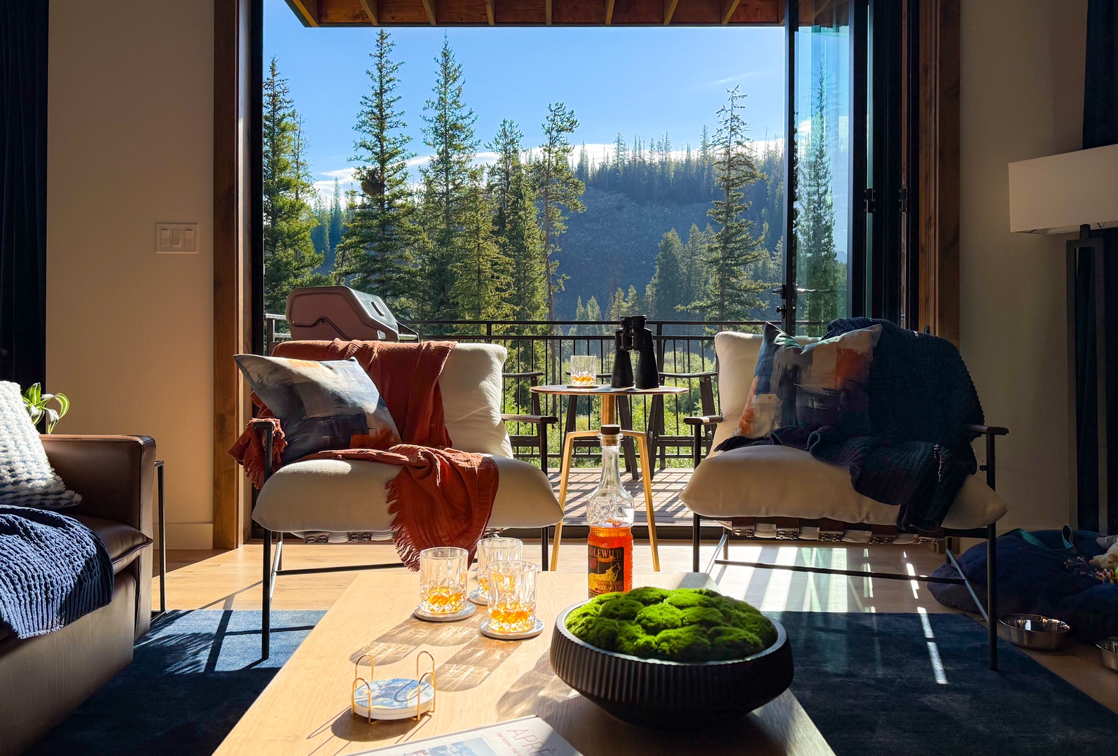 Welcome to 9K Getaway!  A spectacular new home in Winter Park, just around the corner from Hideaway Park.