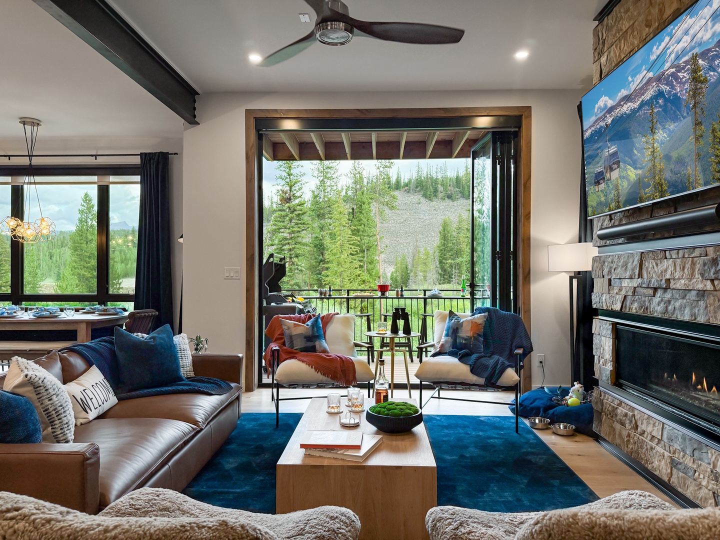 Welcome to 9K Getaway! A spectacular new home in Winter Park, just around the corner from Hideaway Park.