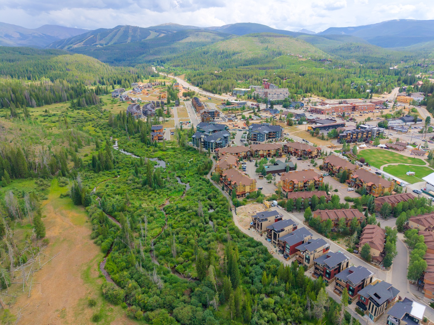 The house is  backed up against a nature preserve just minutes to Winter Park Resort