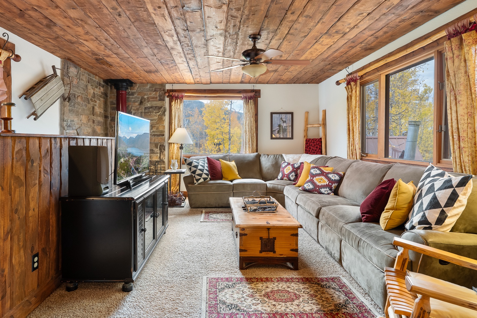 416 Haskell St SR-21