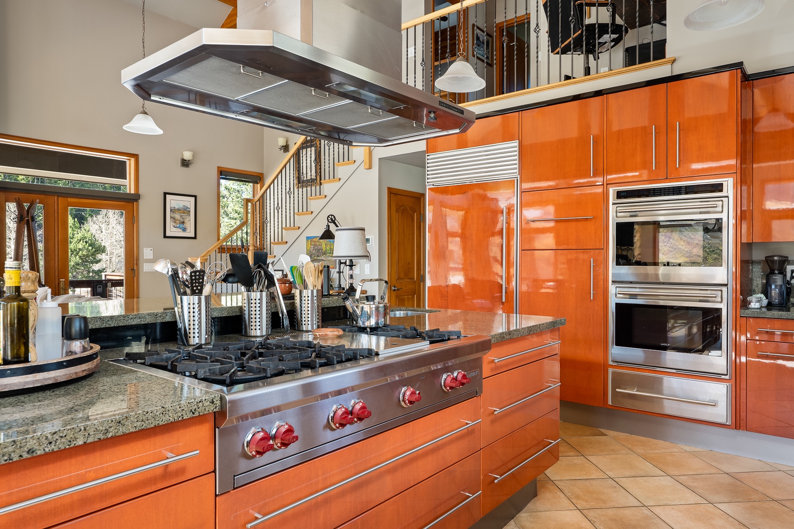 176 Fir Dr Upper Level SR-15