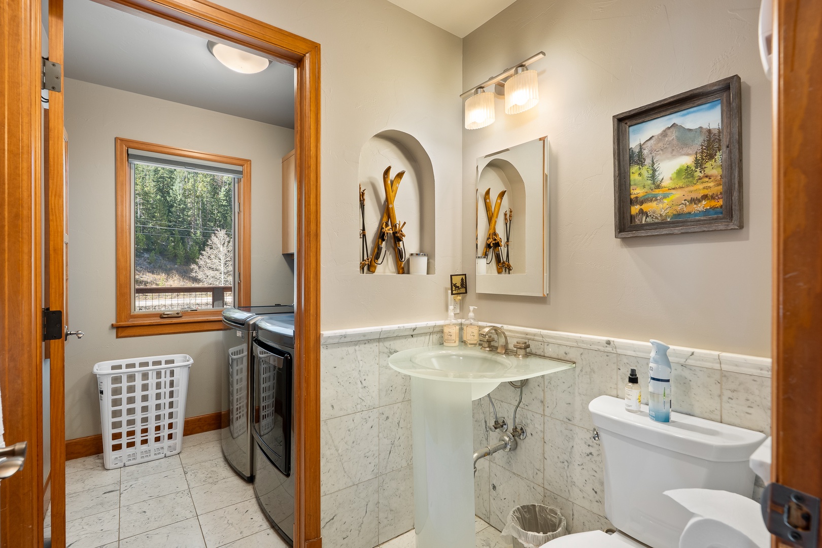 176 Fir Dr Upper Level SR-1