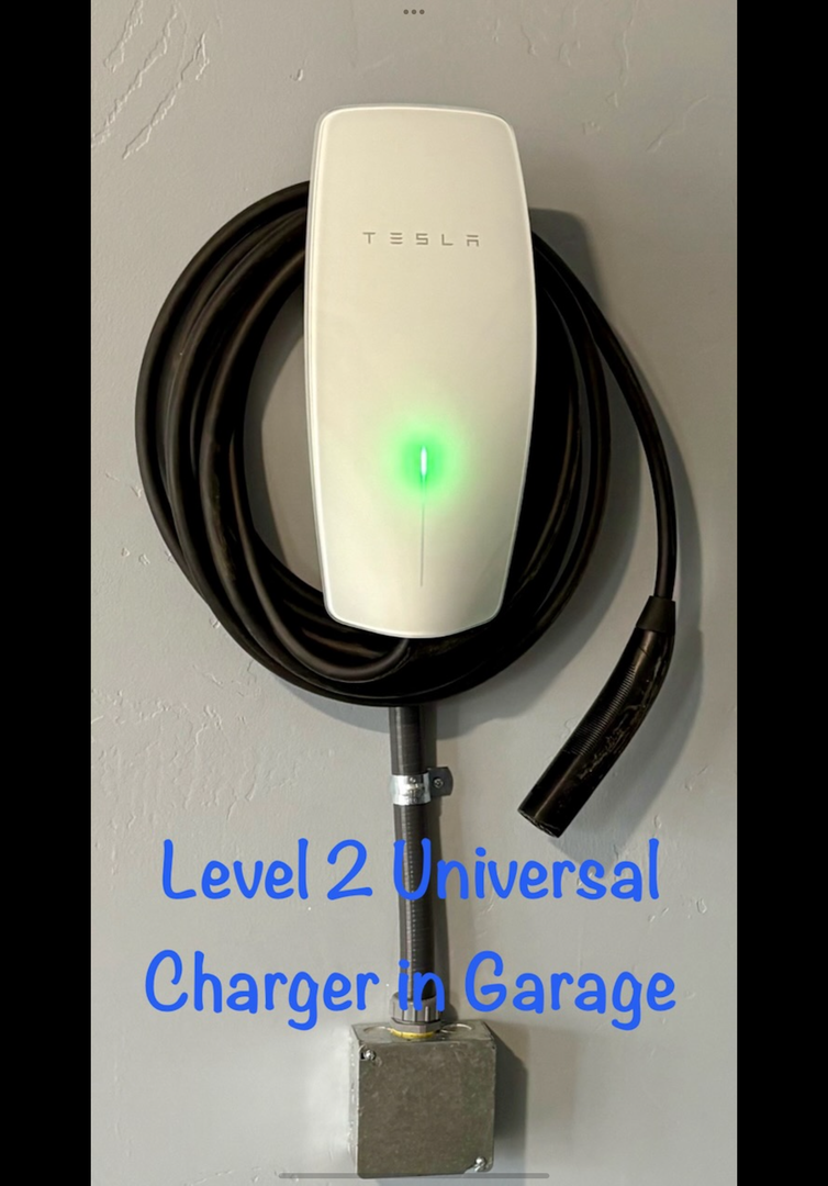 Now featuring a Level 2 Universal EV Charger at the Chalet, convenient charging right at the property so you can recharge after a day of exploring 🚗