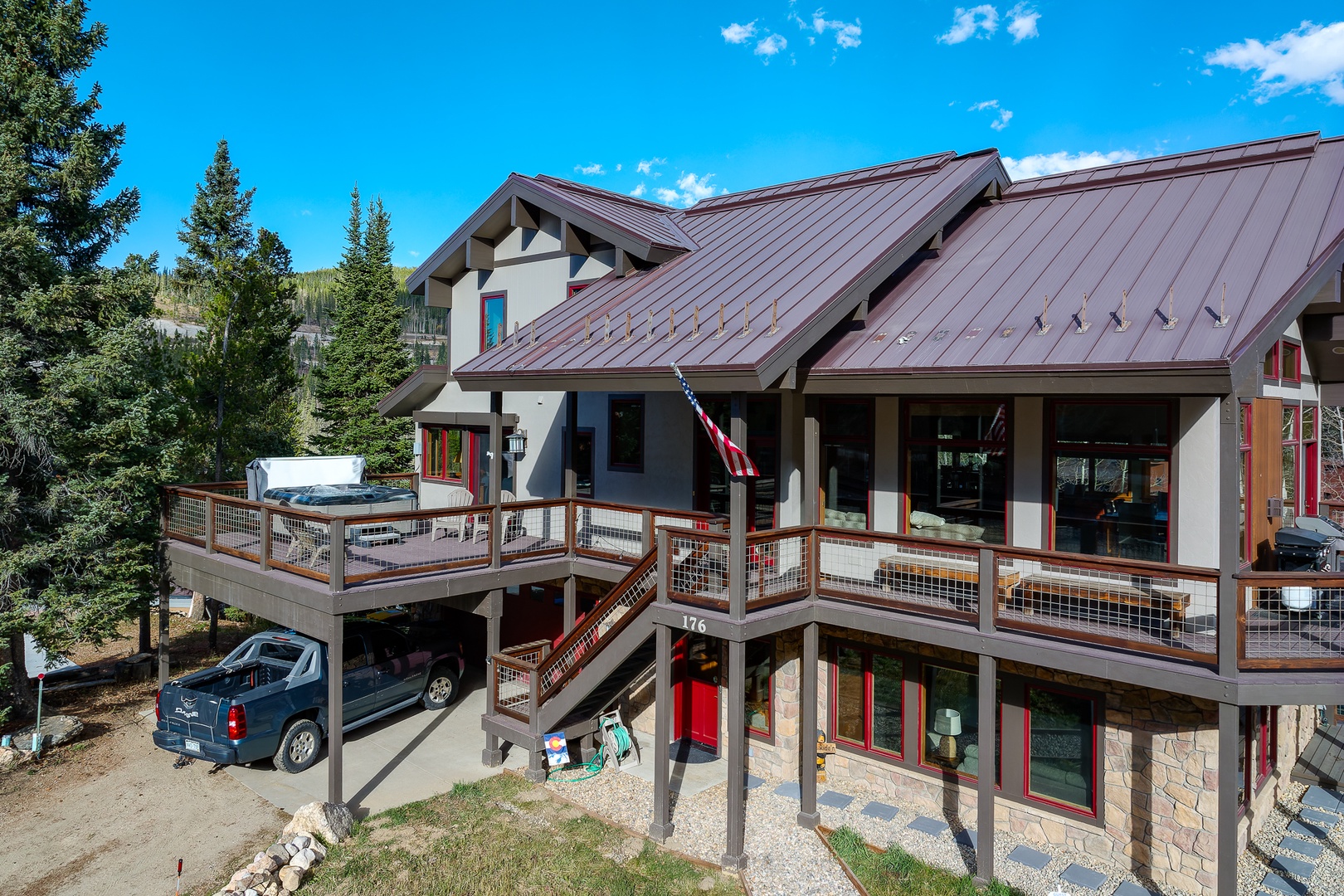 176 Fir Dr Upper Level SR-29