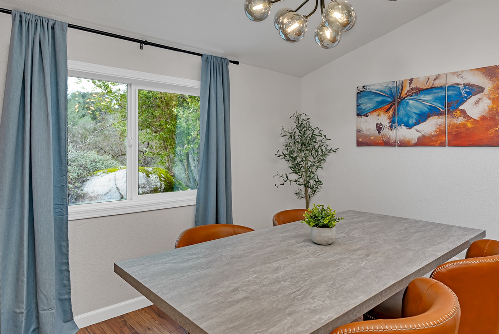 Gather around your stylish dining table and enjoy the views while creating the perfect atmosphere for memorable meals.