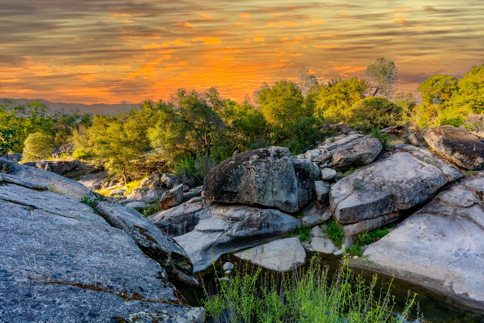 Enjoy stunning sunset pics.