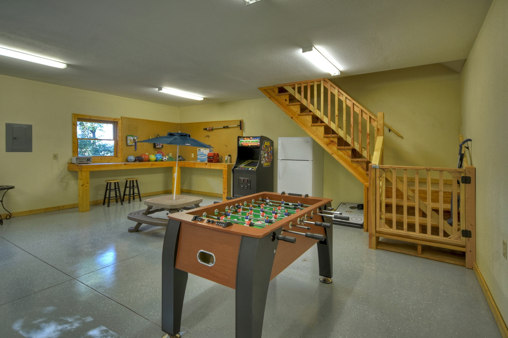 Fraggle Rock - Garage Game Room with Foosball, 60 Games Arcade