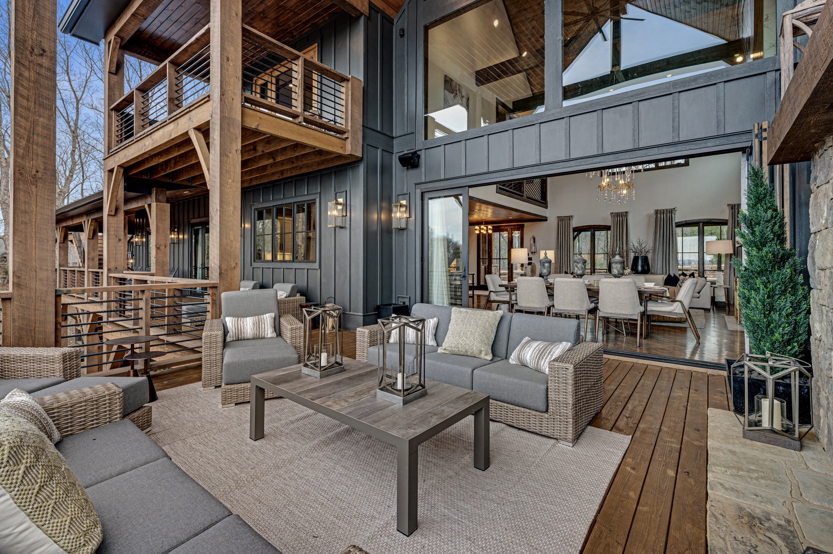 The Sanctuary: Entry Level Deck Luxury Outdoor Seating