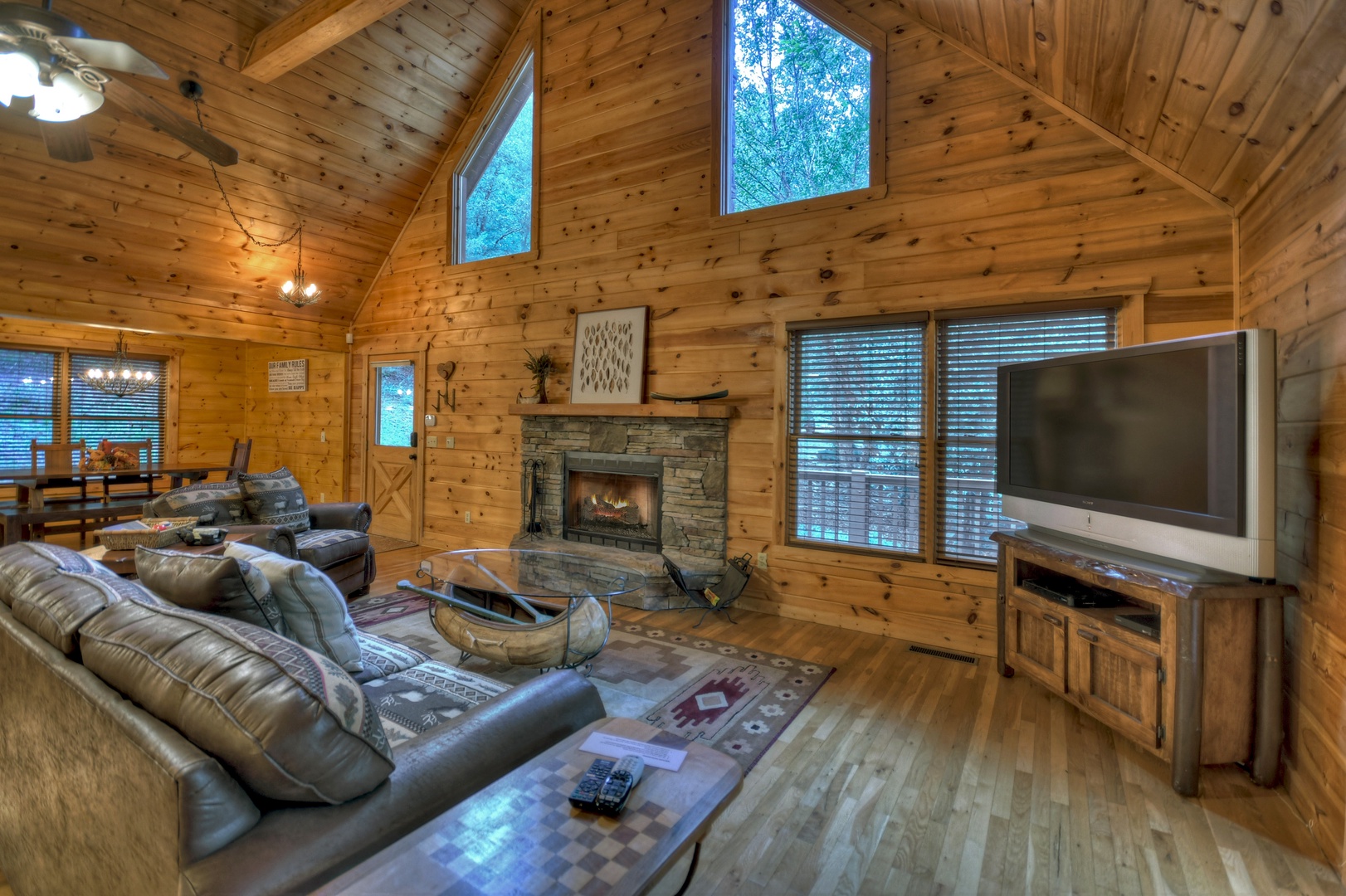 Hogback Haven- Living room area with rustic decor