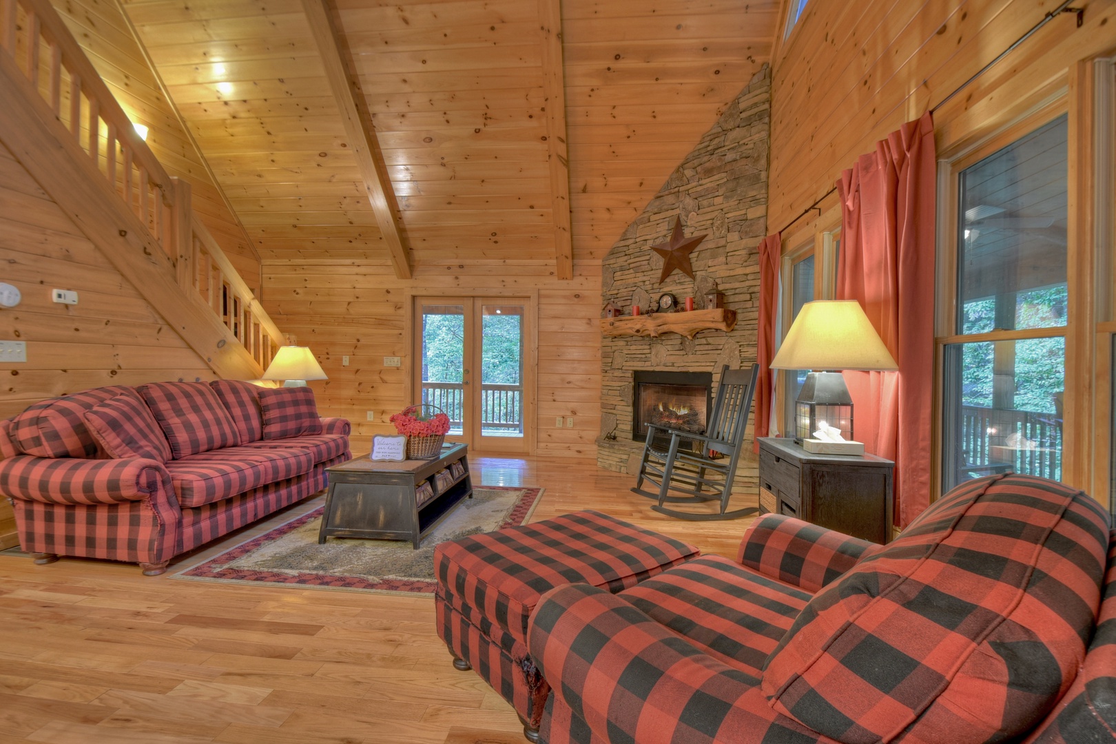 Stoney Creek Retreat - Living Room