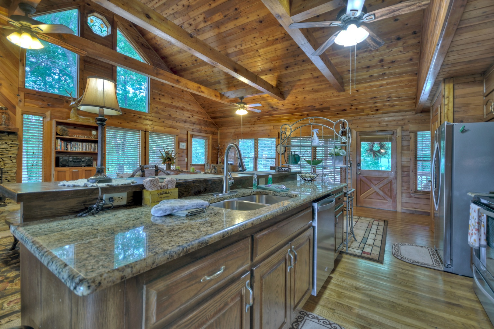 Heavens Step - Ample Kitchen Counter Space