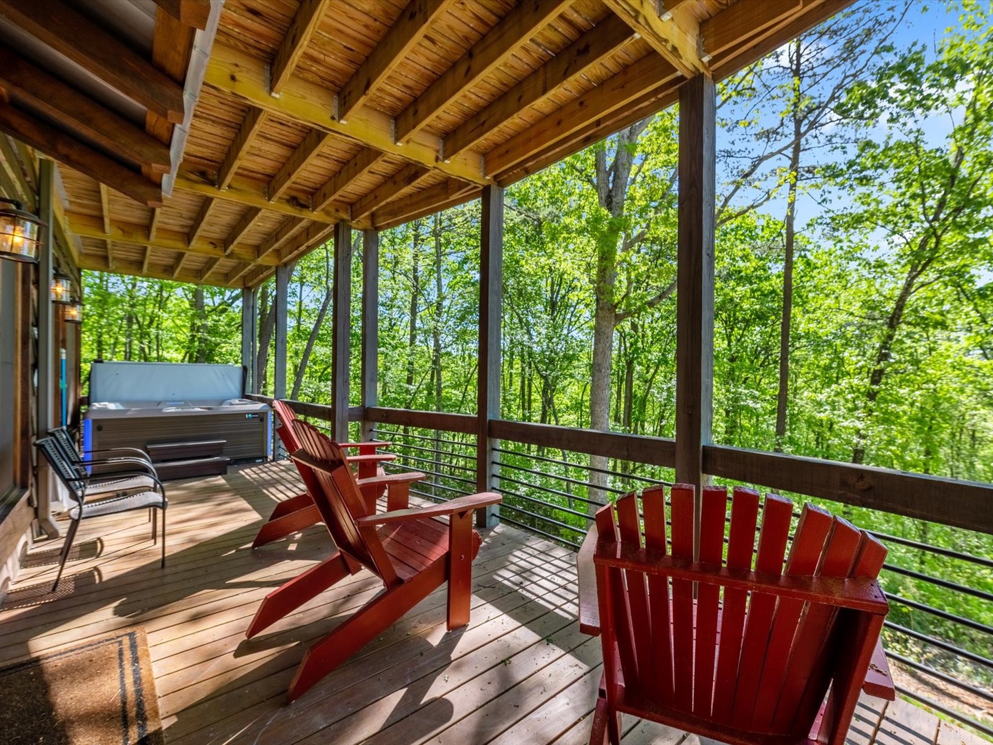 MMountain Breeze - Comfortable Deck Seating