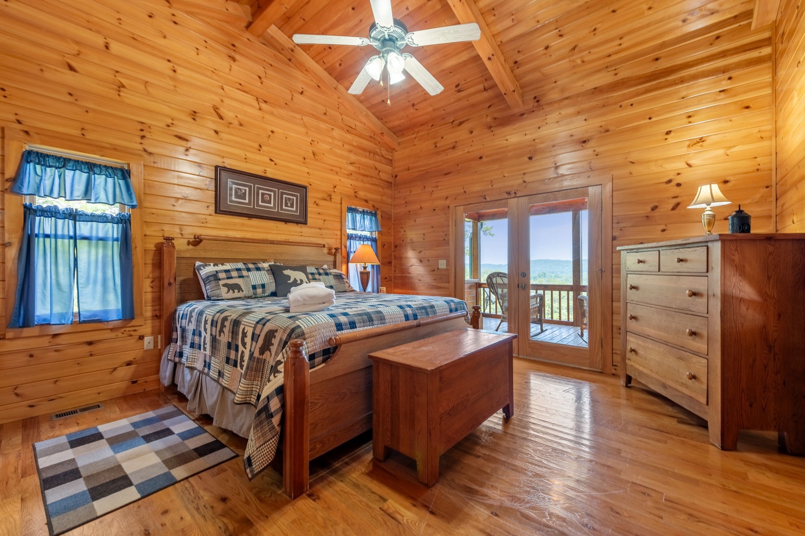 Choctaw Ridge - Loft-Primary King Bedroom