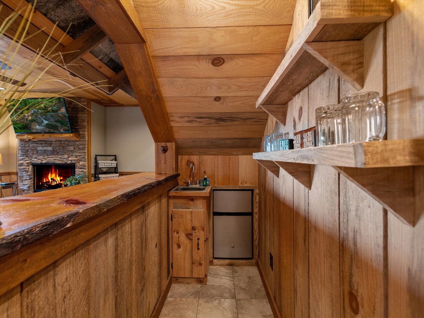 Crow's Nest- In the lower level wet bar