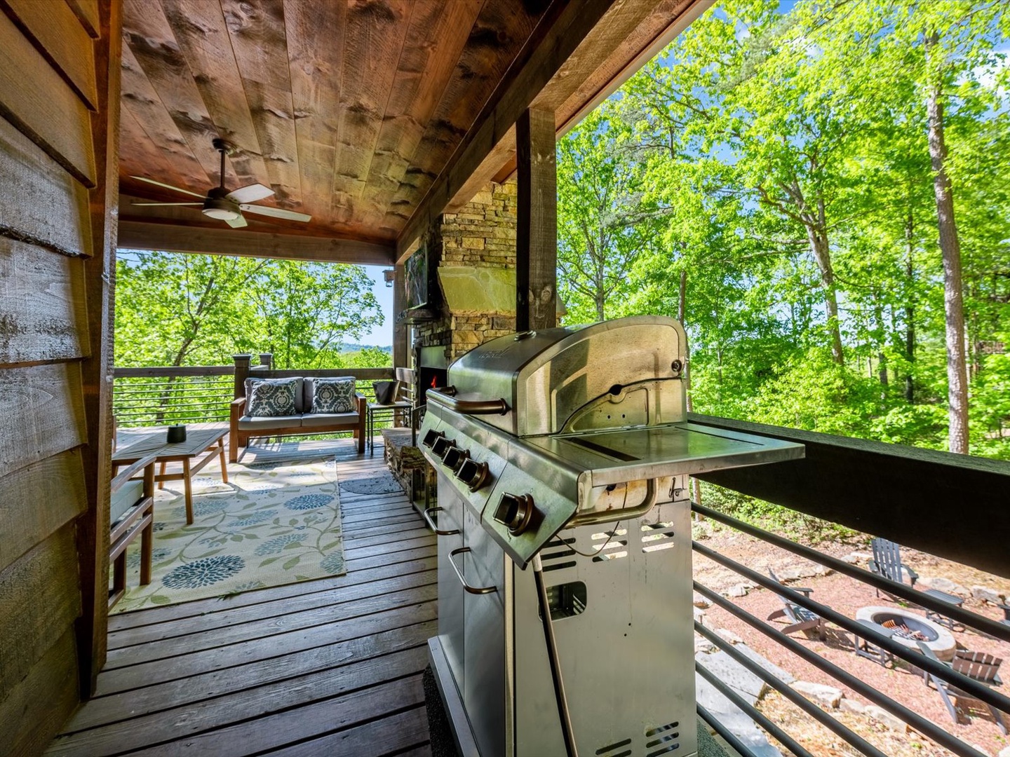 Mountain Breeze - Grilling Station