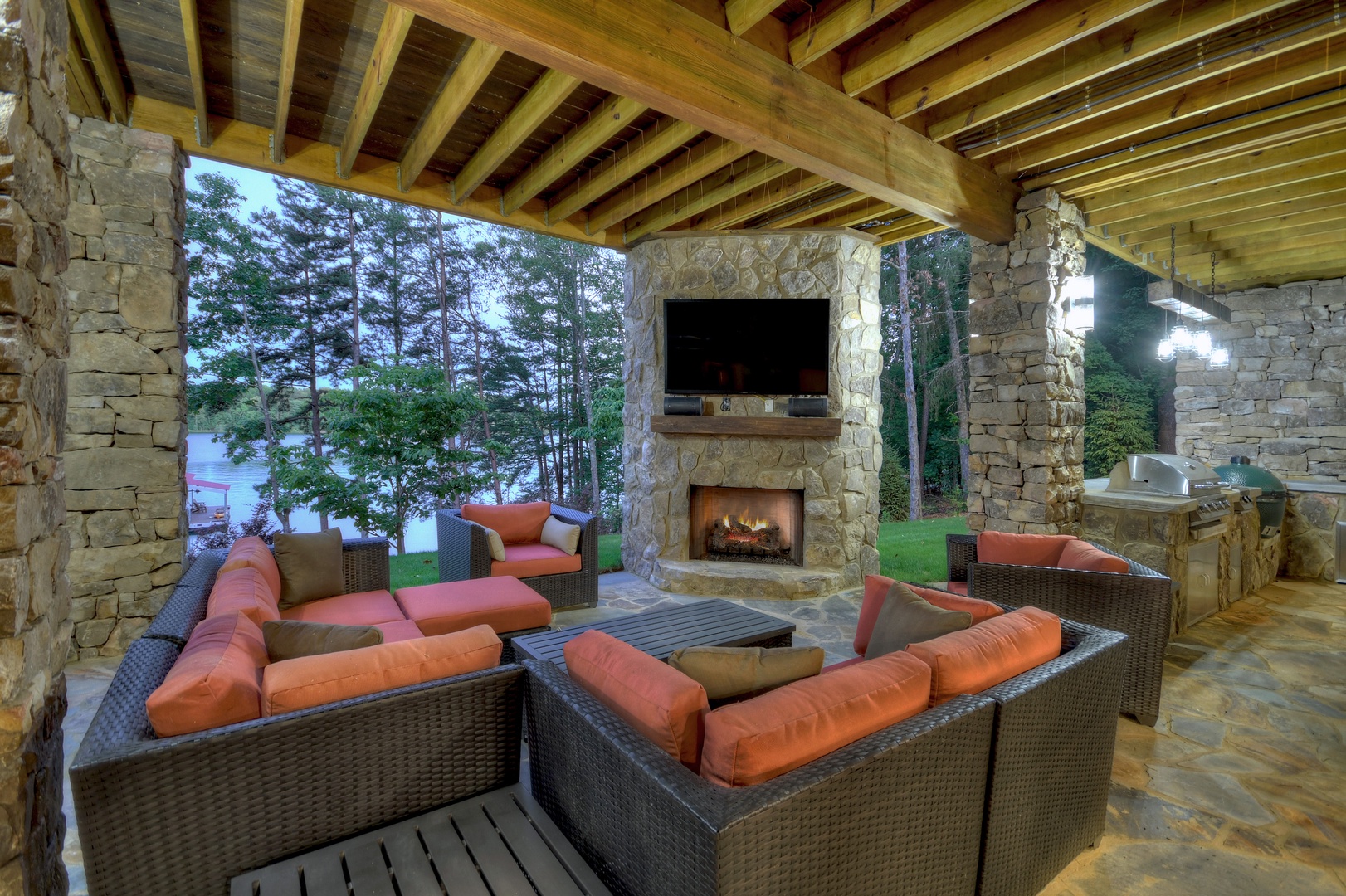 Nottely Island Retreat - Lower Level Patio with Lake Views