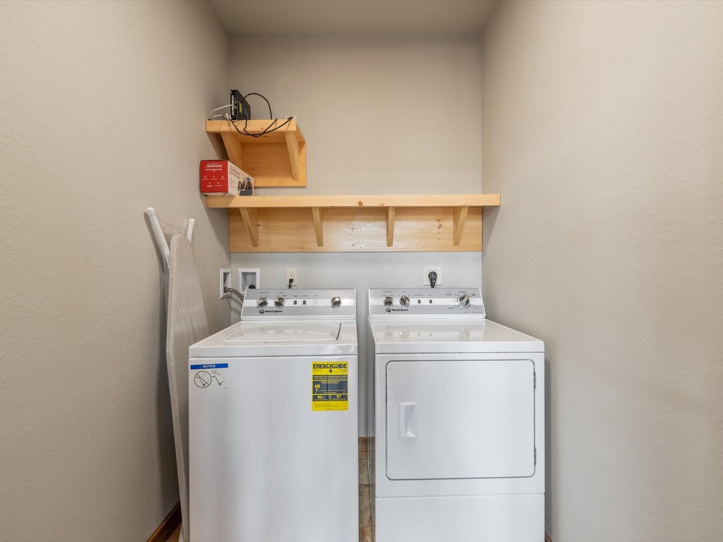 Tranquil Escape of Blue Ridge - Entry Level Laundry Room