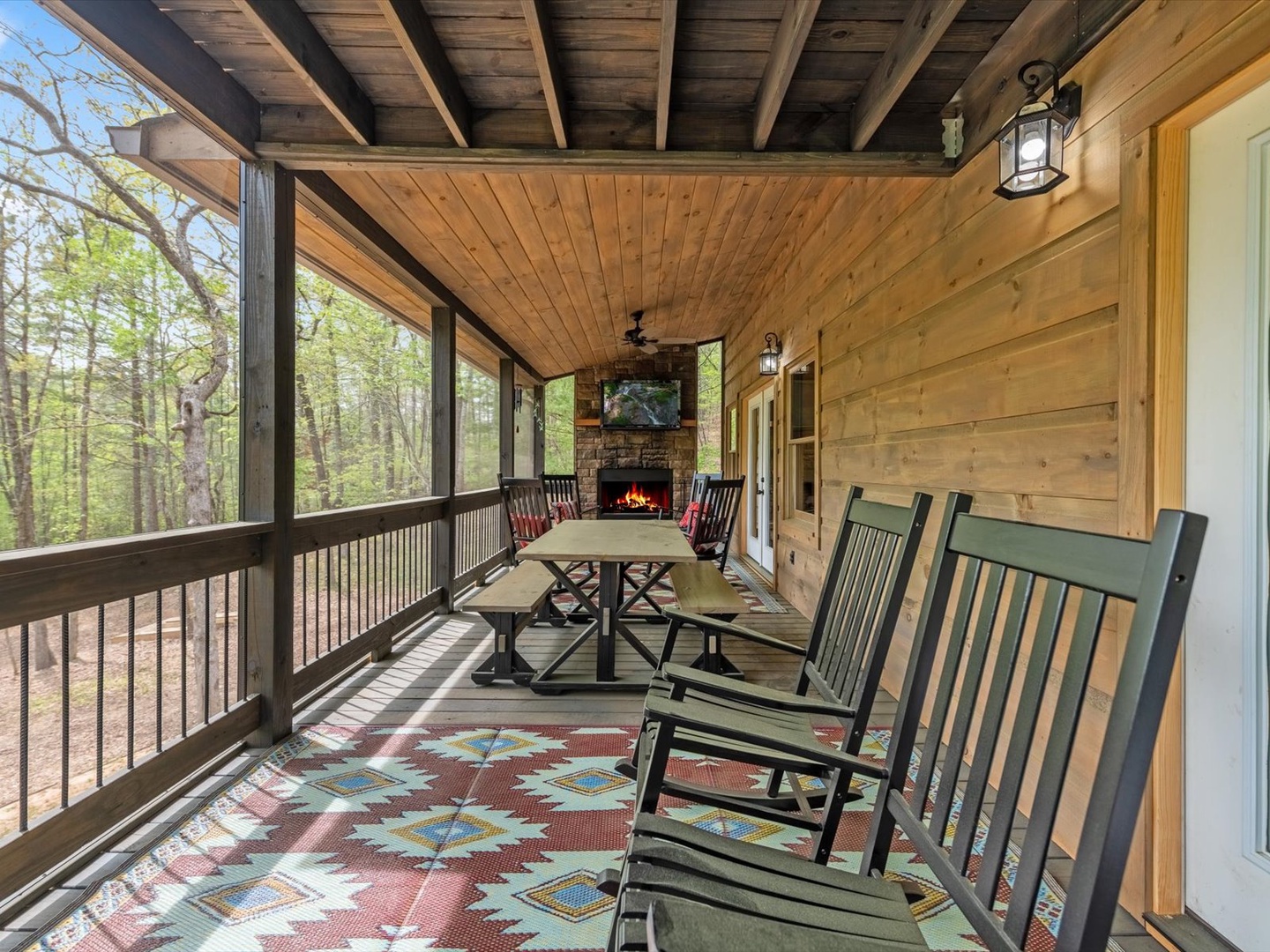 Fern Creek Hollow Lodge - Entry Level Deck
