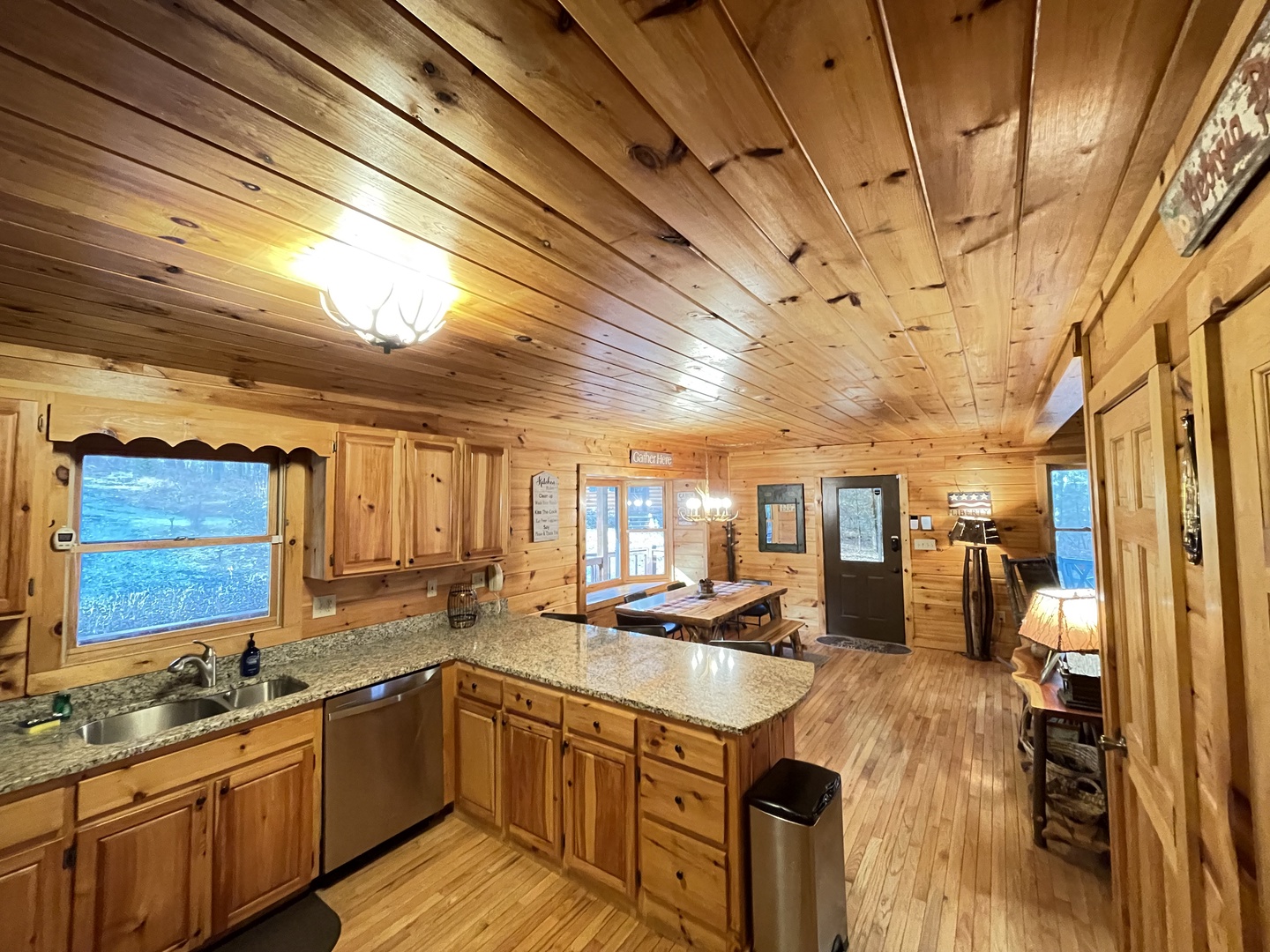 Creekfront Blue Ridge Cabin Rental Bear Creek