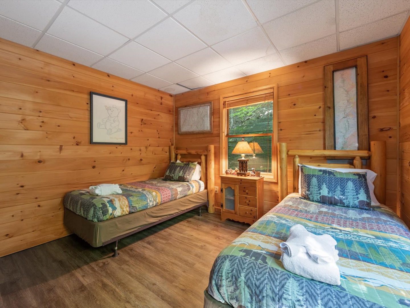 Bear Necessities- Lower level guest bedroom twin beds