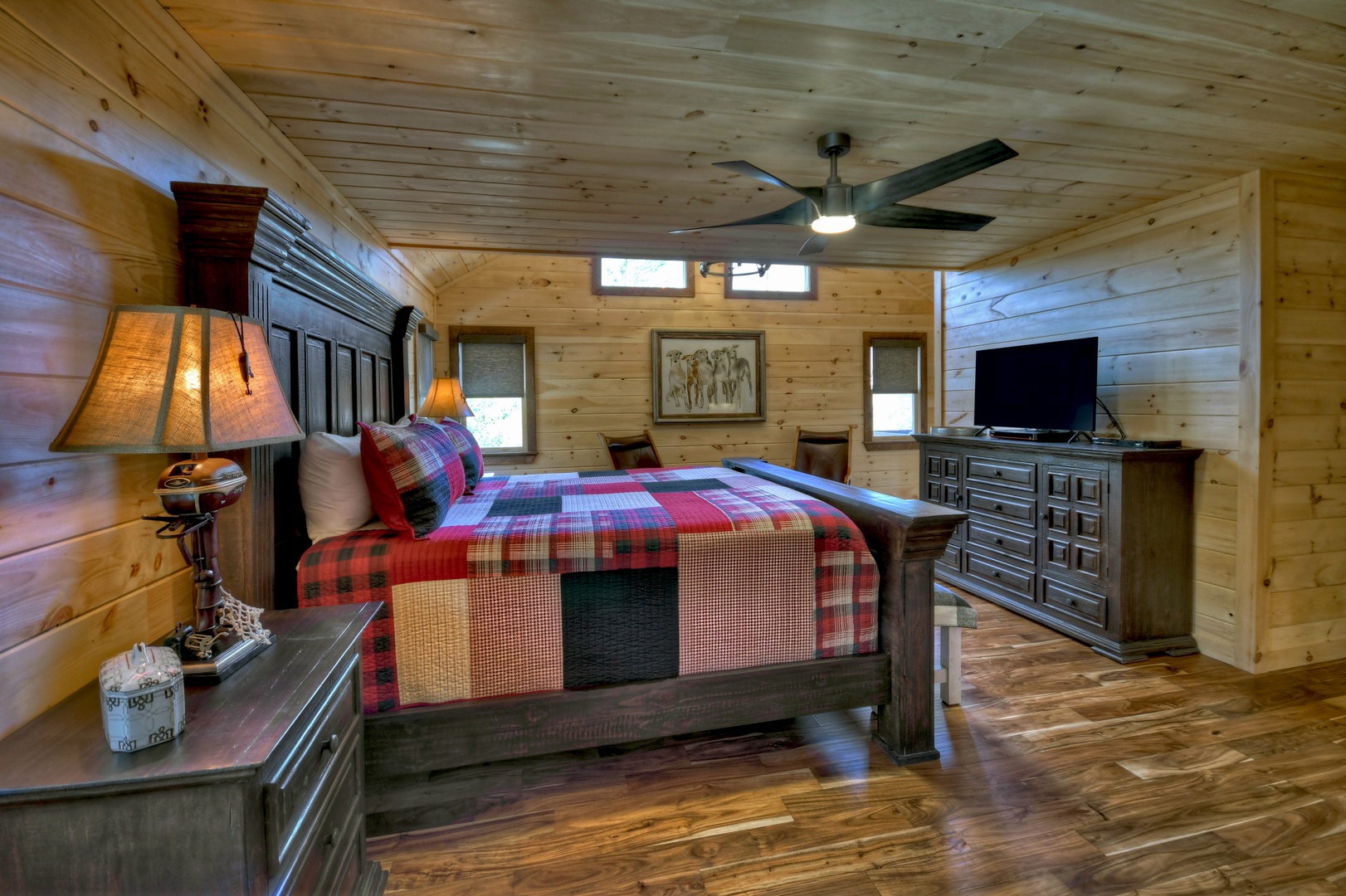 Whisky Creek Retreat- Main level bedroom with a TV