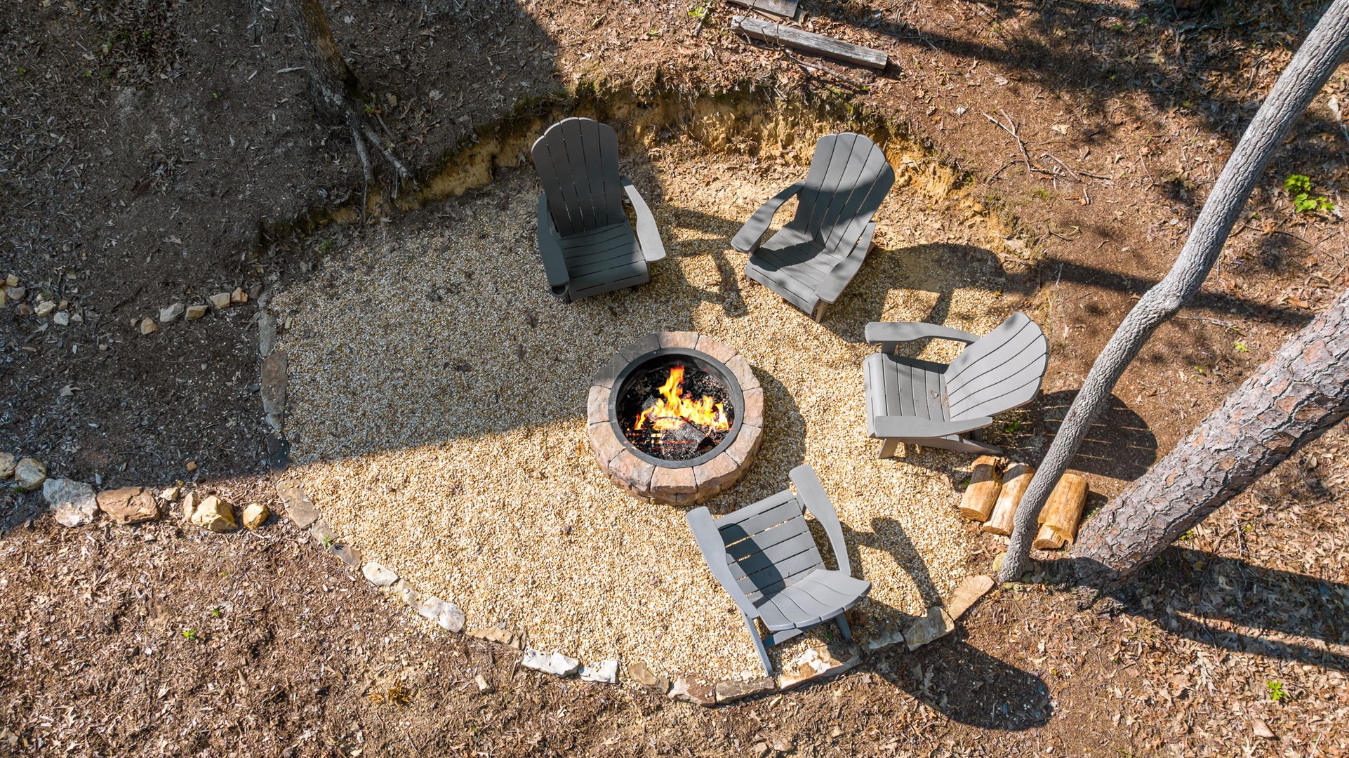 Lee's Lookout - Fire Pit Aerial View