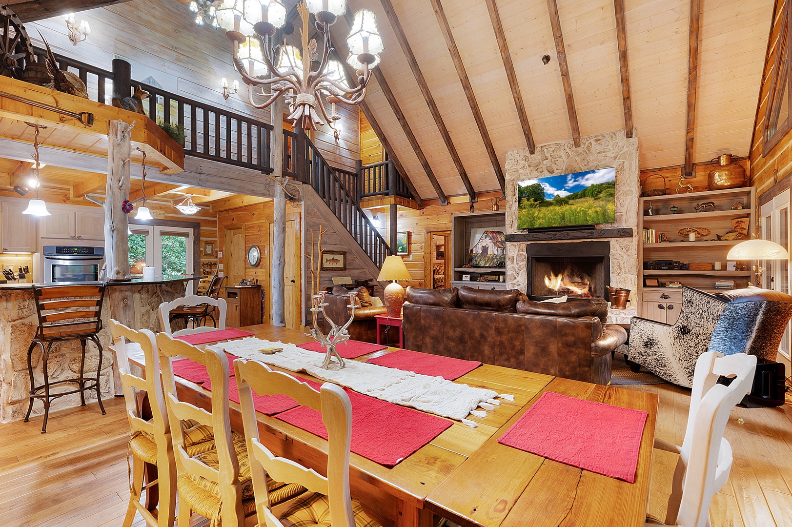 Mountaintown Creek Lodge - Dining Area
