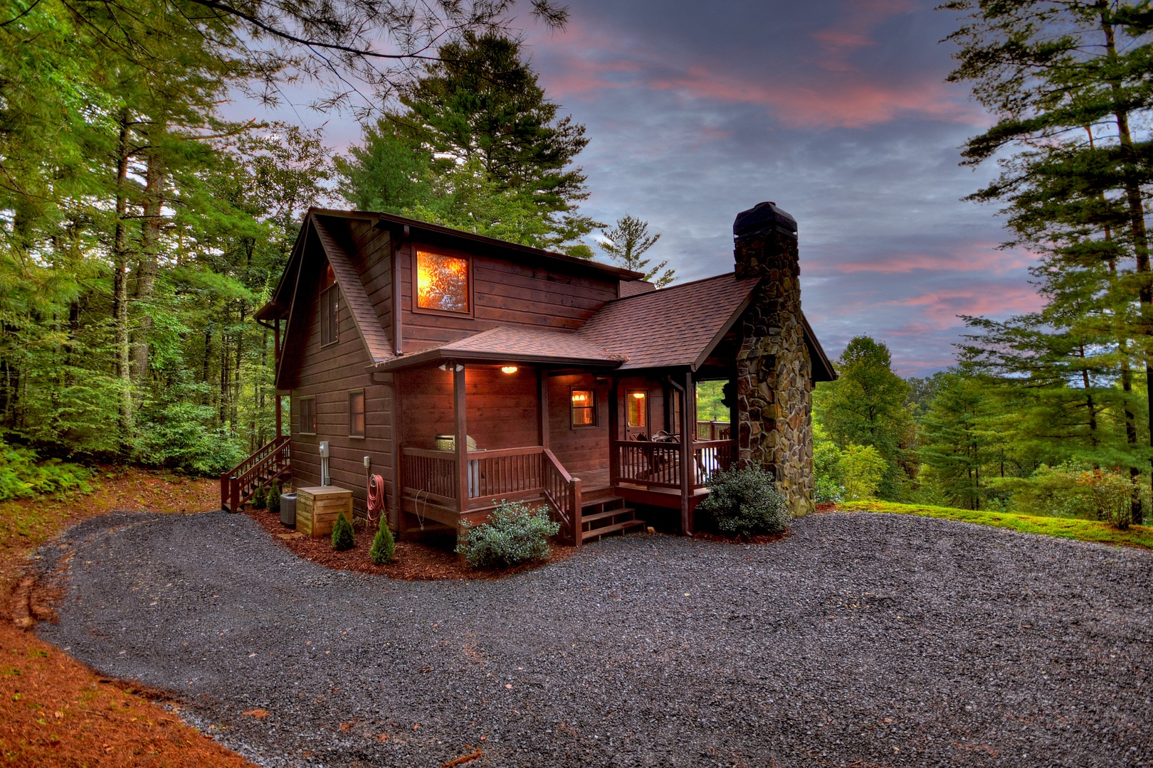 Mountain High Lodge -Front View of Cabin at Dusk