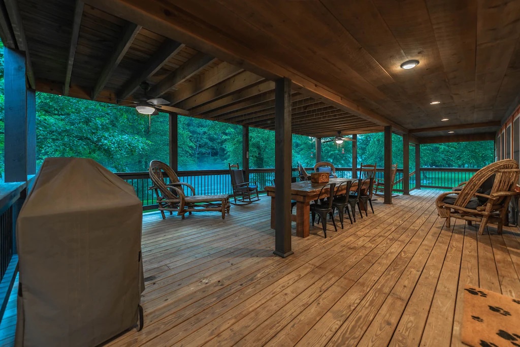 The River House - Entry Level Deck