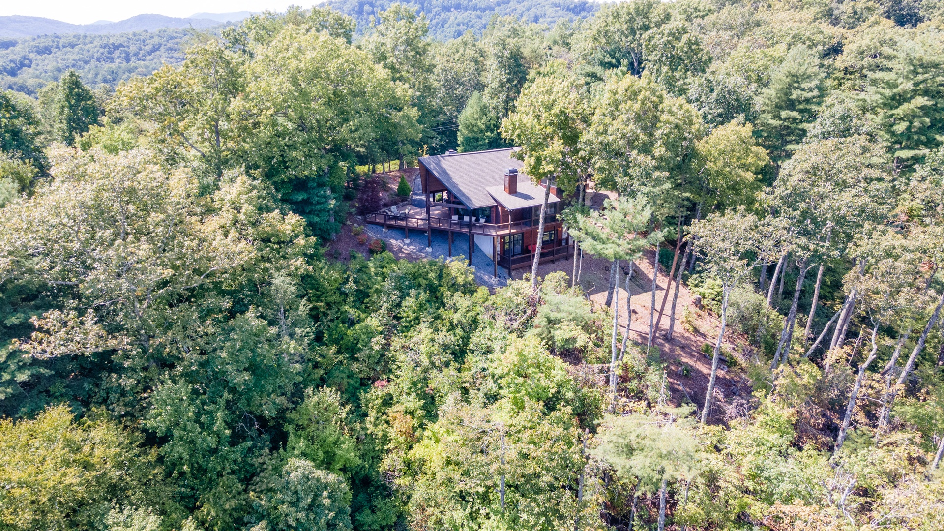 Kricket's Overlook- Aerial view of the cabin