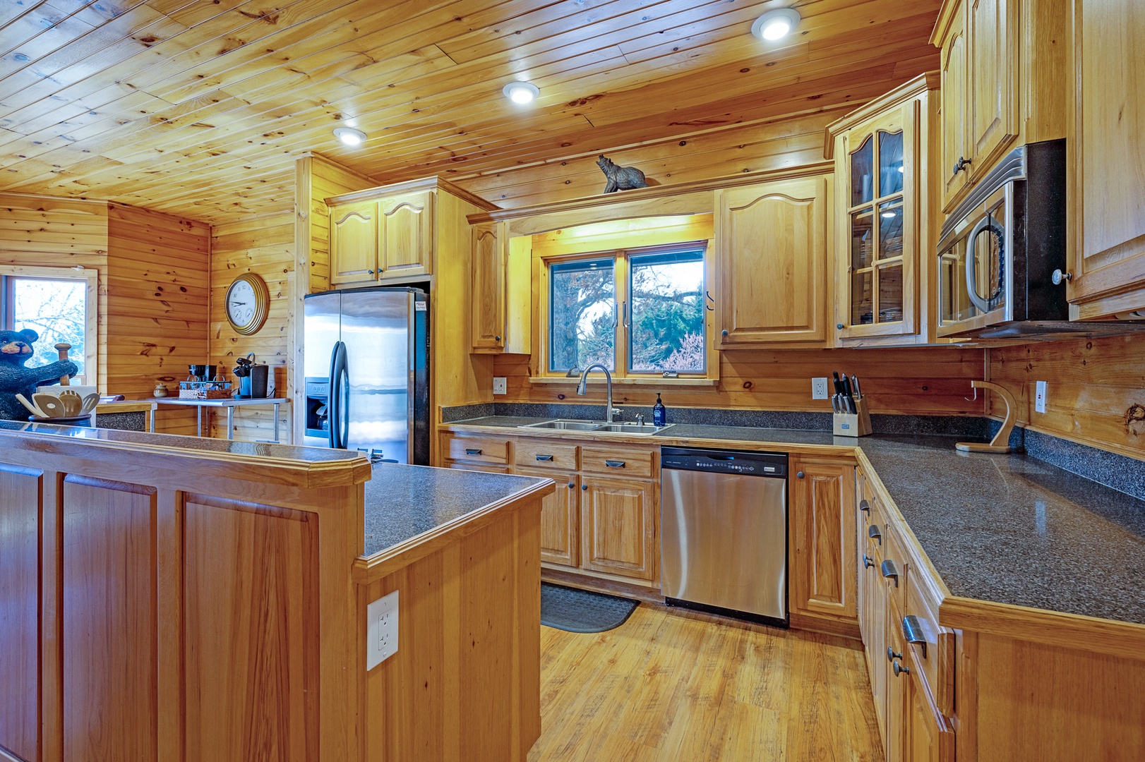 Loving Lodge -Fully Equipped Kitchen