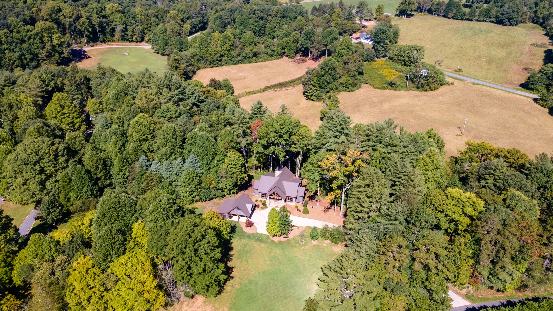 Copperline Lodge - Aerial Views of Cabin