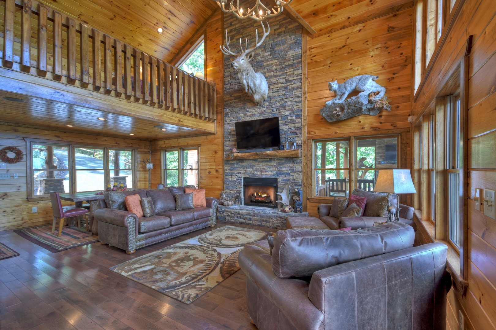 Grand Bluff Retreat- Living room with loft view