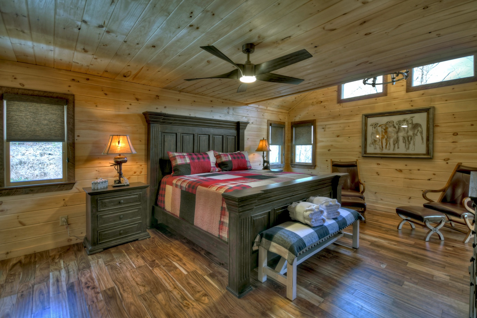 Whisky Creek Retreat- Main level bedroom area with seating area
