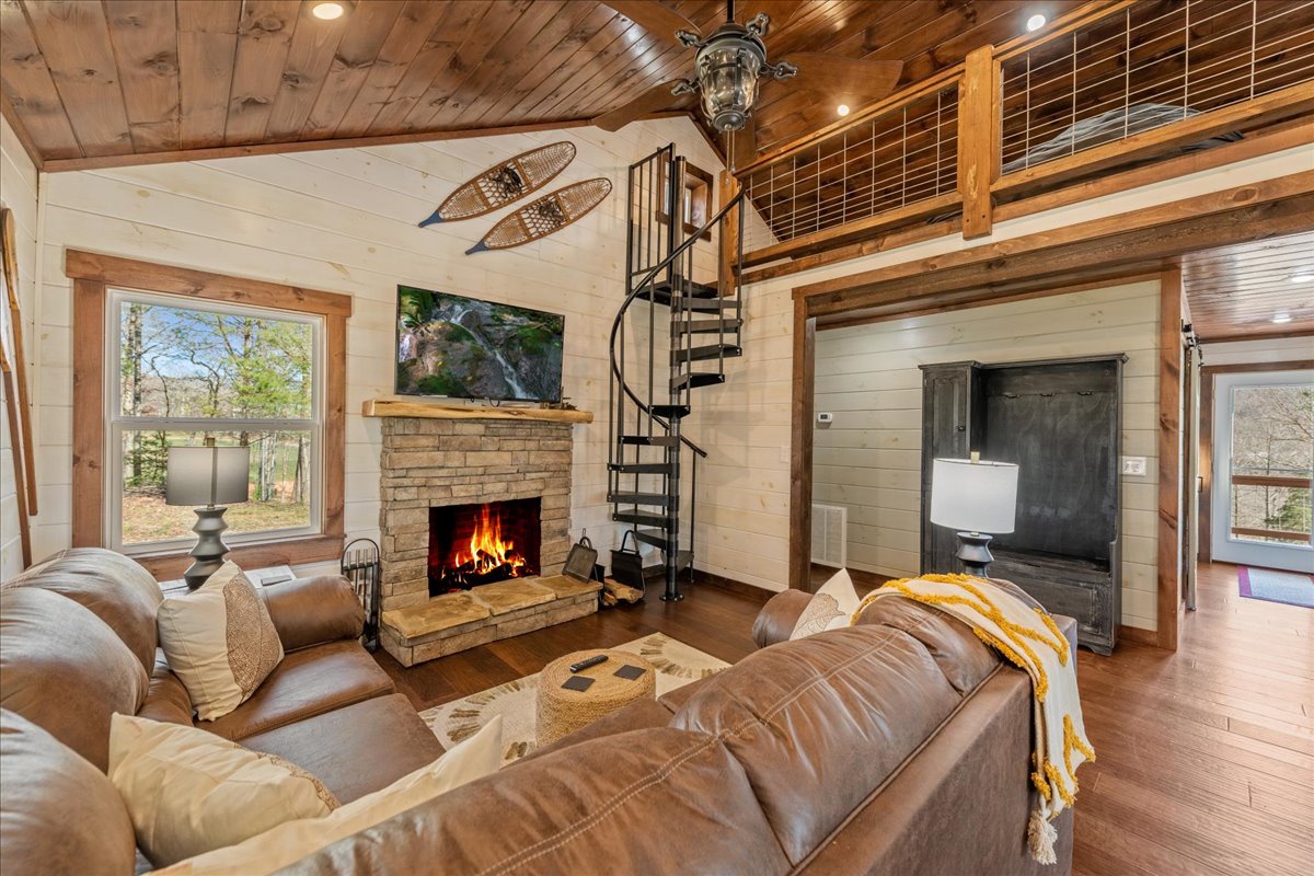 Sugar Creek - Main House Living Room with Wood-Burning Fireplace