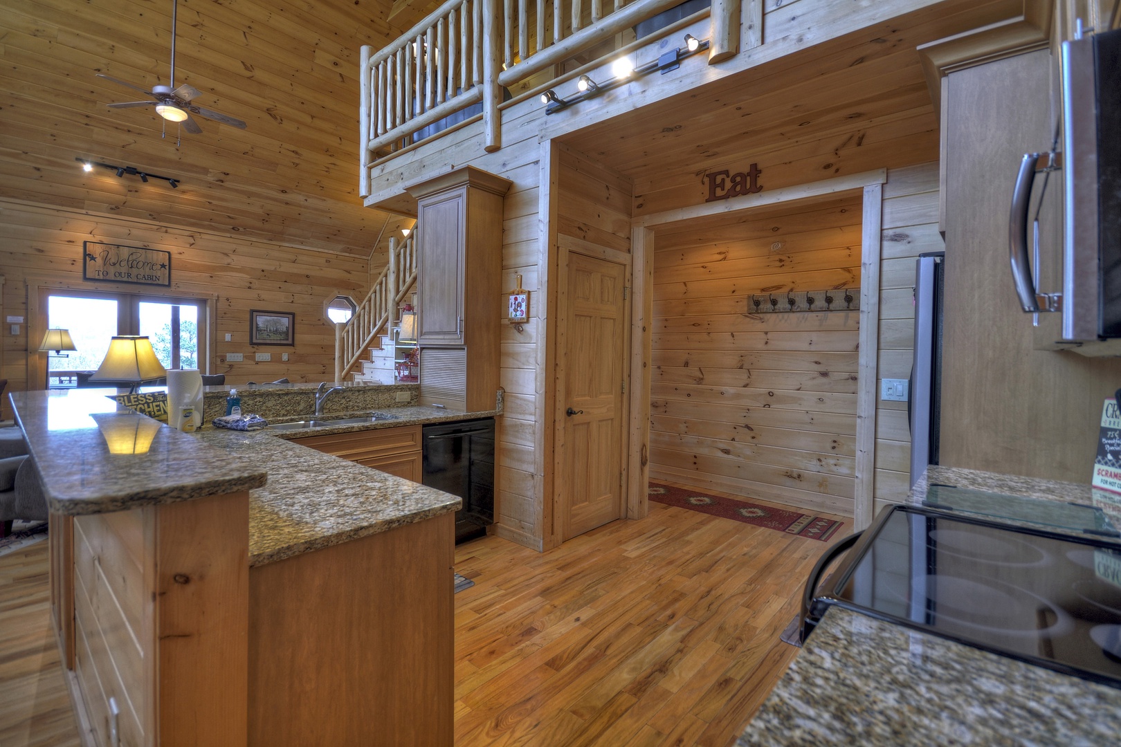 Blue Jay Cabin-Fully equipped kitchen