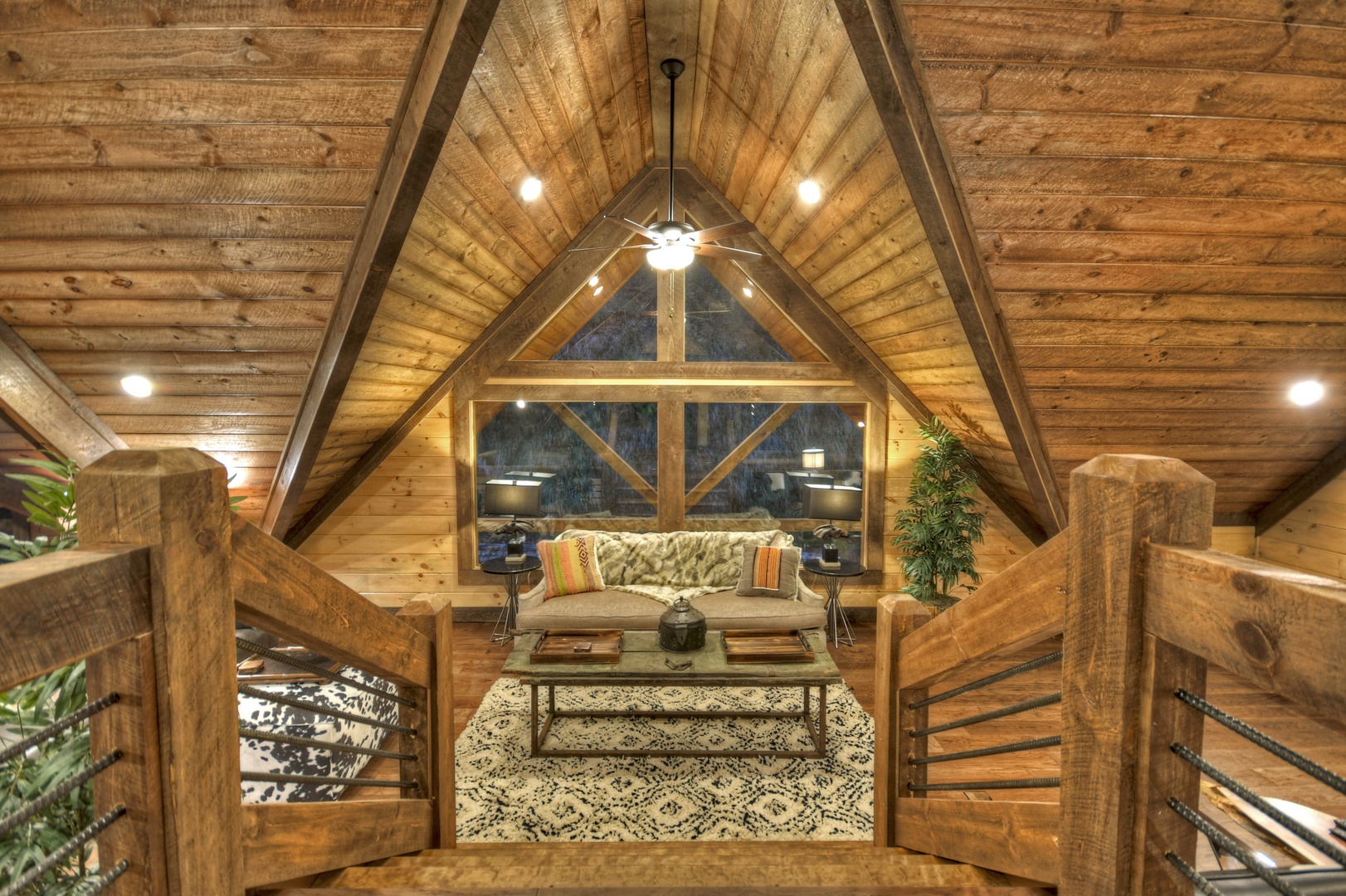 Privacy Peak - Luxury Mountain Cabin Rental in North Georgia