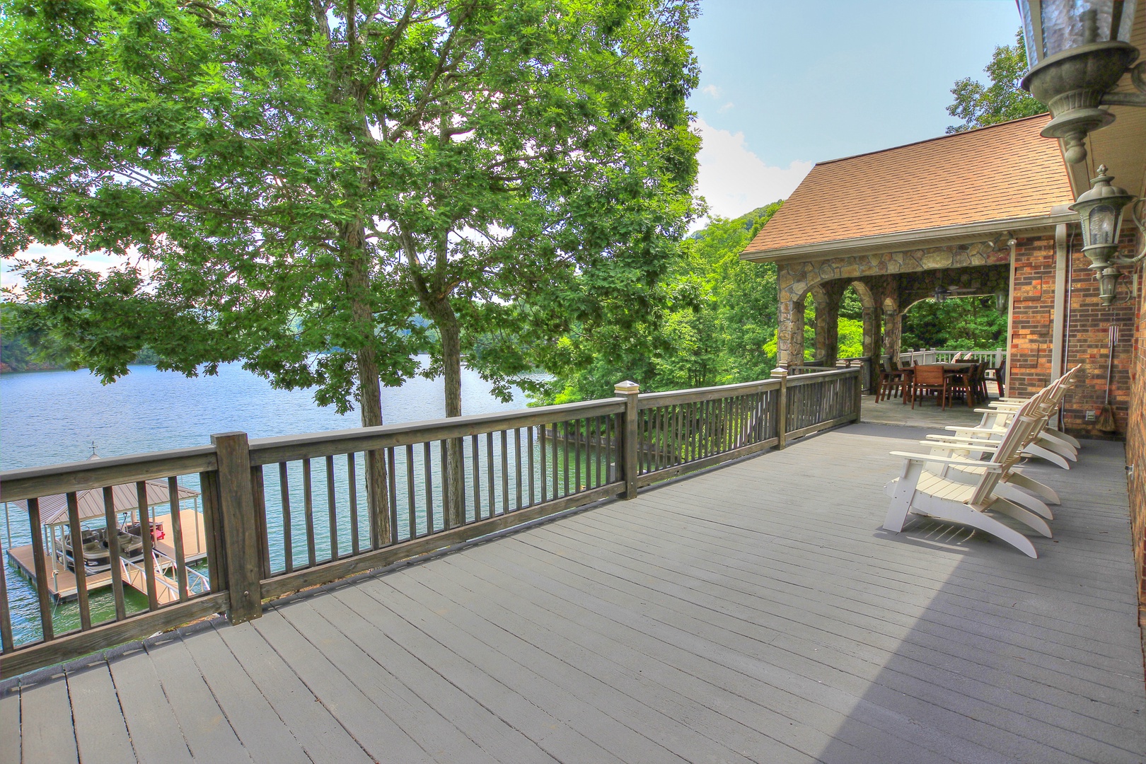 Blue Ridge Lakeside Chateau- Entry level deck