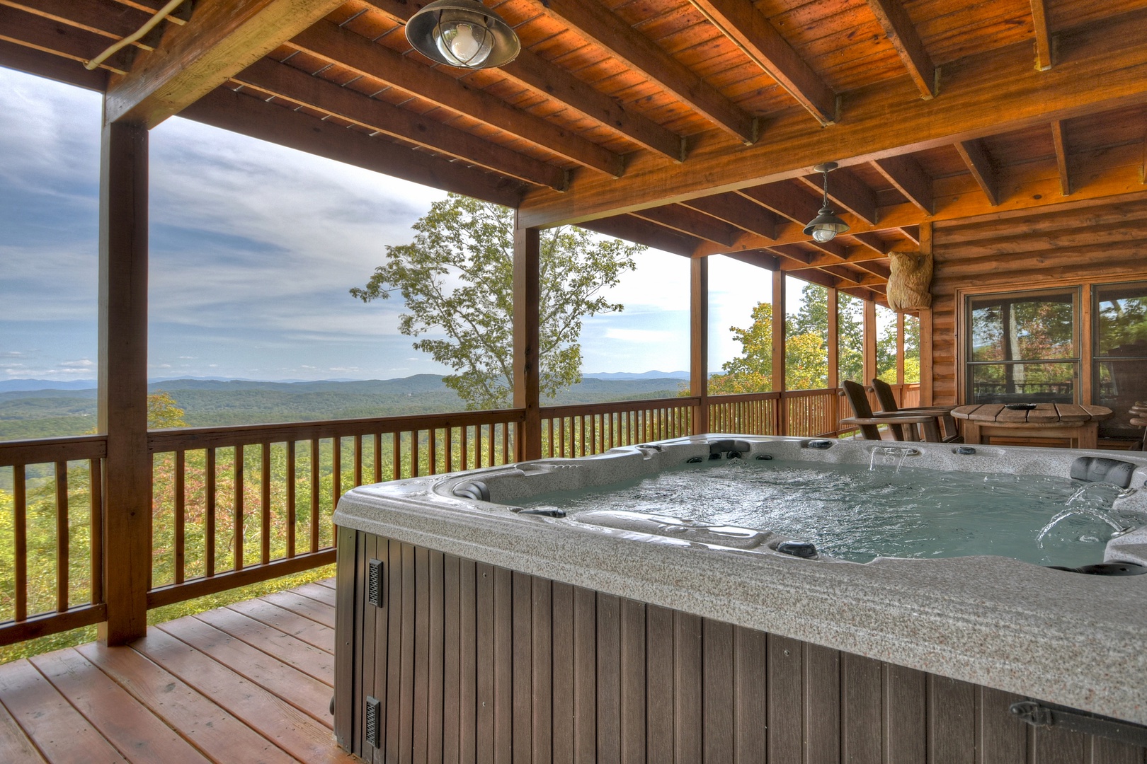 Grand Bluff Retreat- Hot tub with on the deck