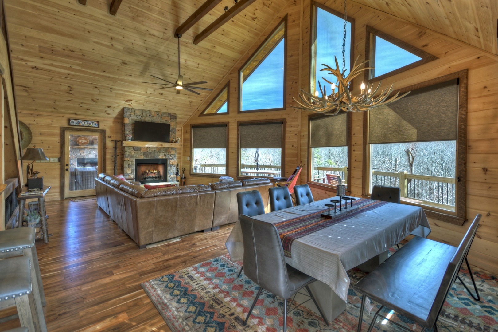 Whisky Creek Retreat-Entry level open floor plan dining and living areas