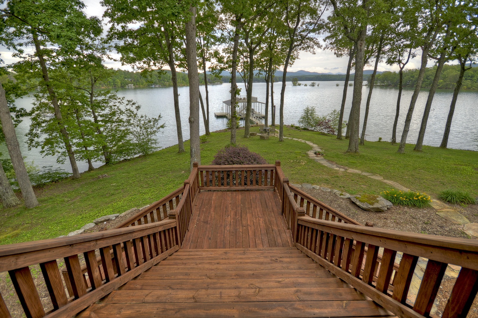 Blue Ridge Lake Retreat- North Georgia Cabin Rental